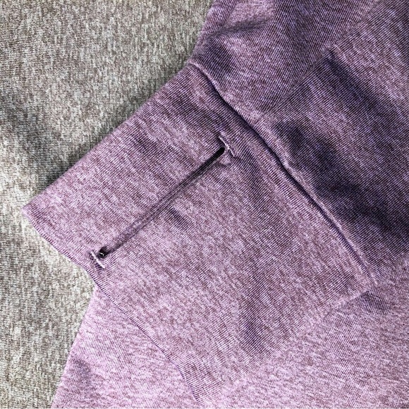 THE NORTH FACE Women's Fave Lite Comfort LFC Pullover Hoodie 
Size (Medium) - Picture 5 of 12